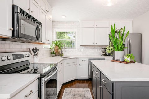 Tiny photo for 6013 Pinto Pass Drive, Hilliard, OH 43026 (MLS # 226020863)