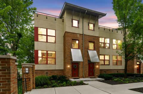 Photo for 587 E Rich Street 101
