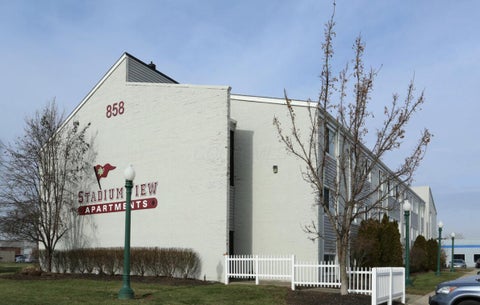 Condo For Rent - 858 Kinnear Road<br/> Columbus, OH 43212