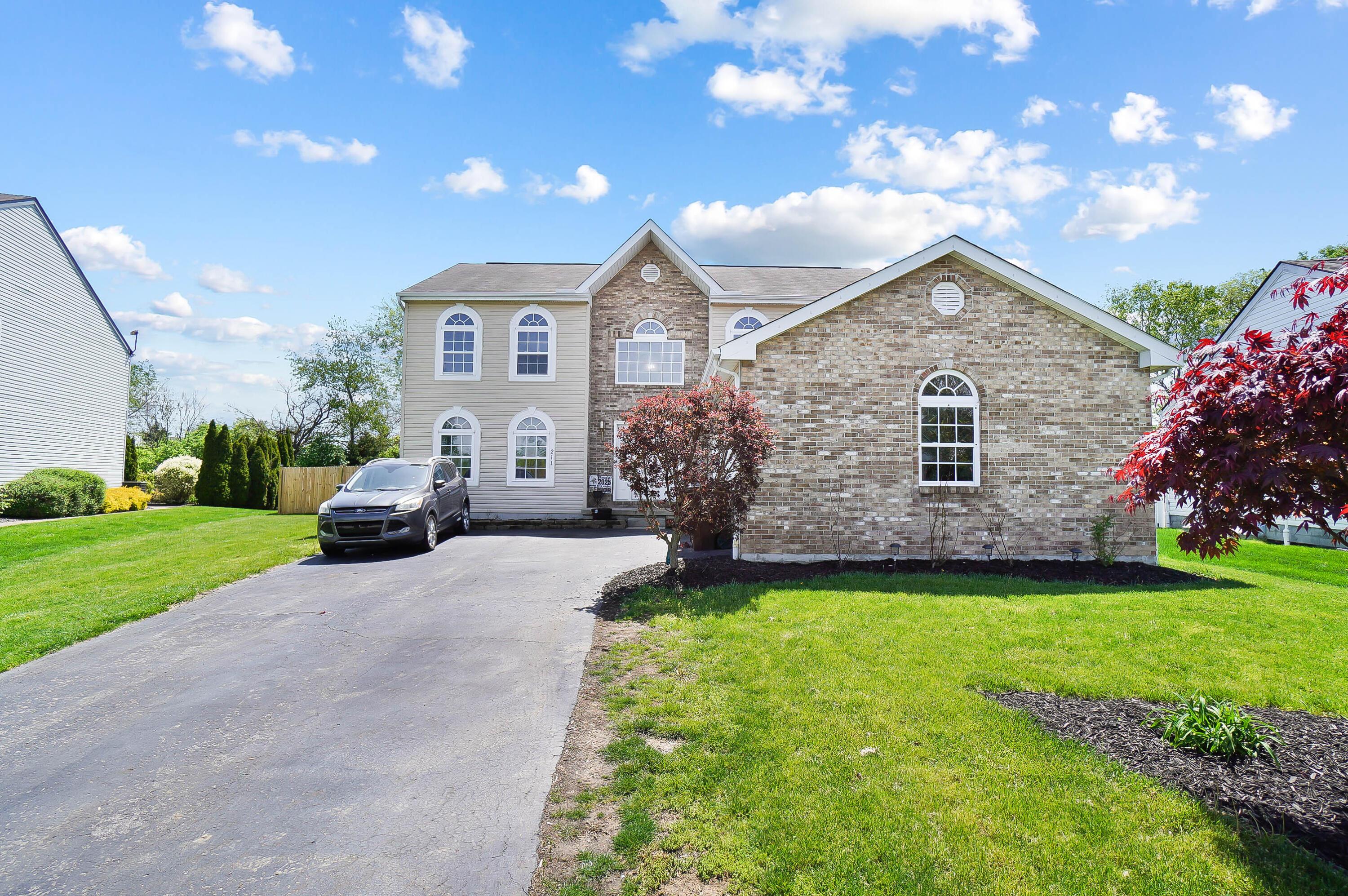 211 Cavanaugh Drive, Commercial Point, Ohio image 3