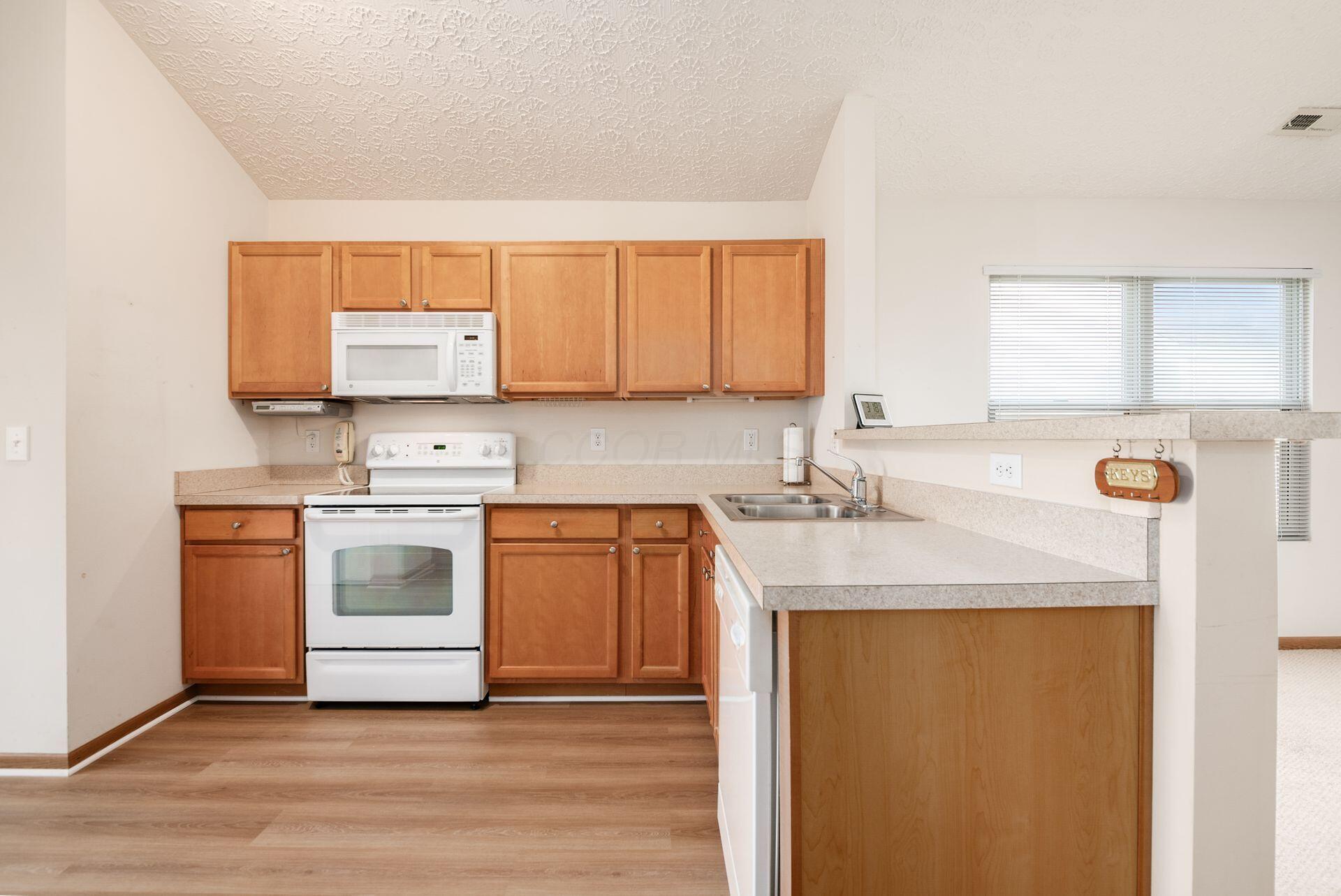 5704 Galveston Drive, Columbus, Ohio image 14