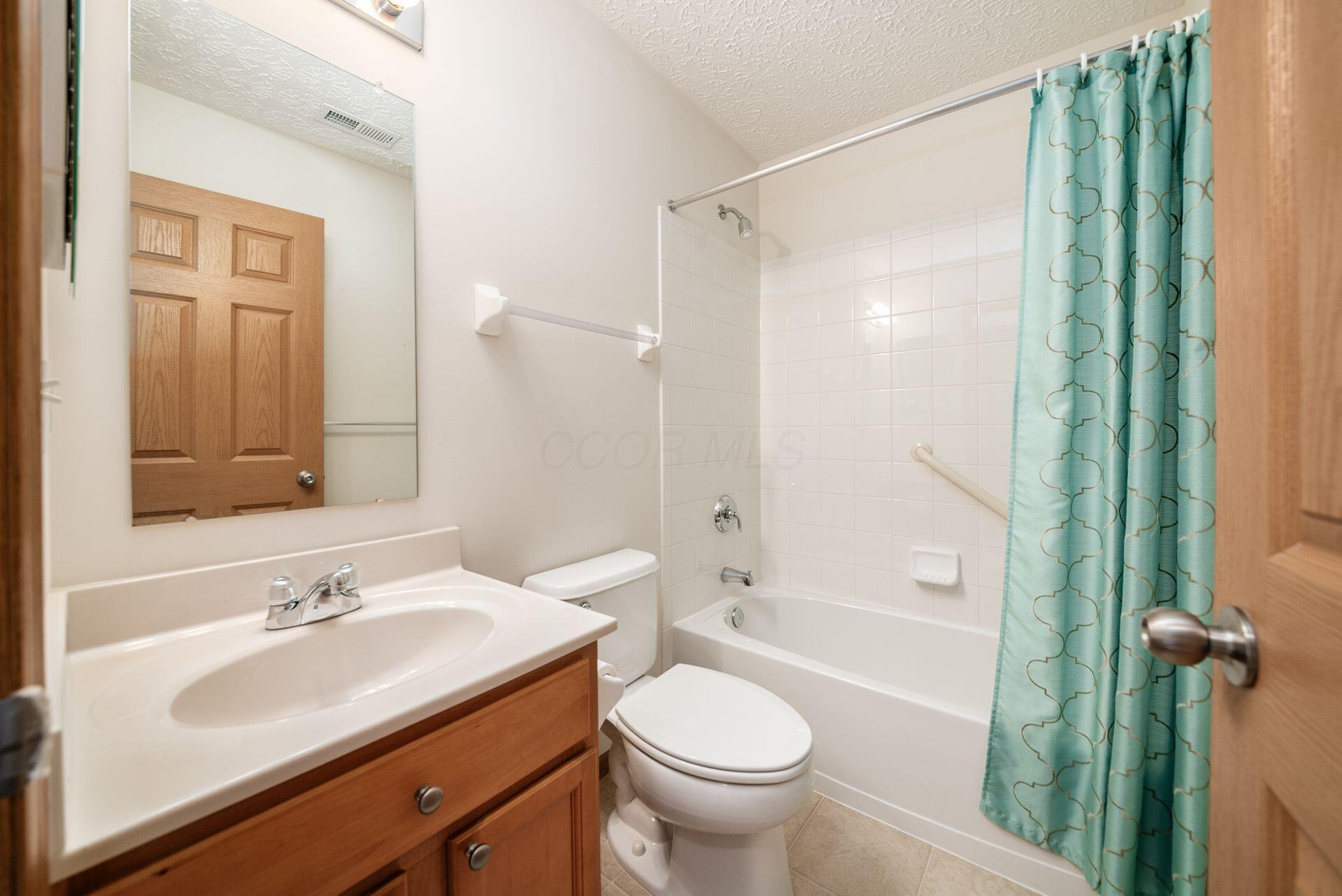 5704 Galveston Drive, Columbus, Ohio image 30