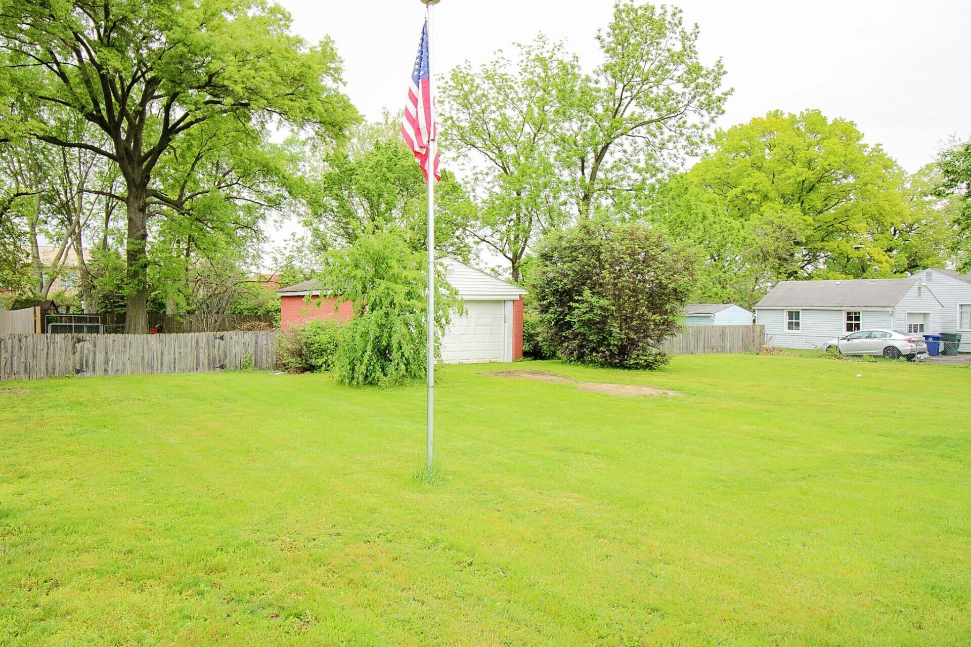 1520 Marsdale Avenue, Columbus, Ohio image 2
