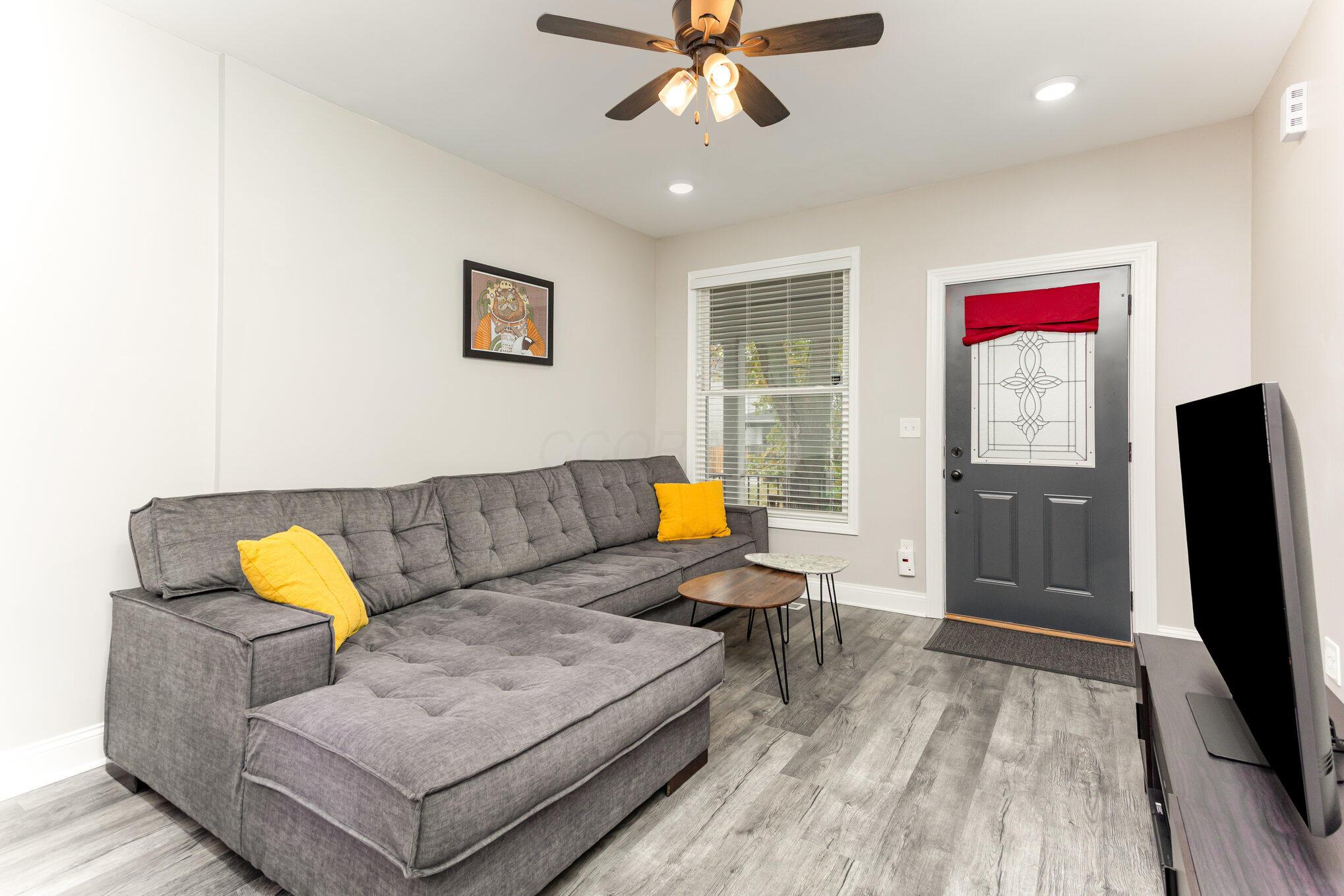 Columbus, Ohio 43205, United States, 2 Bedrooms Bedrooms, ,2 BathroomsBathrooms,Residential,Active,217102