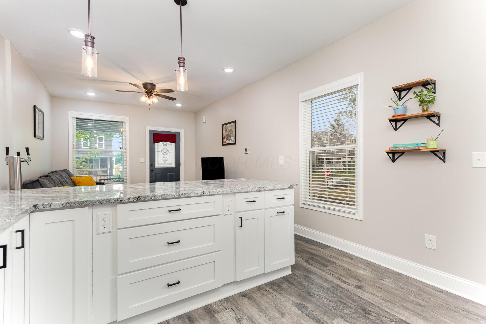 Columbus, Ohio 43205, United States, 2 Bedrooms Bedrooms, ,2 BathroomsBathrooms,Residential,Active,217102