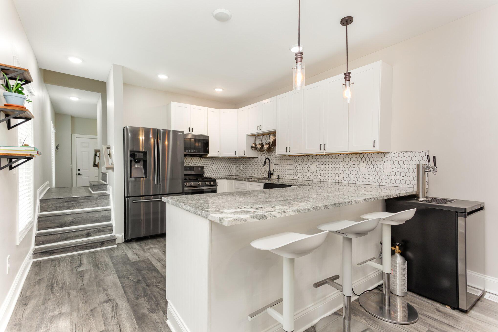 Columbus, Ohio 43205, United States, 2 Bedrooms Bedrooms, ,2 BathroomsBathrooms,Residential,Active,217102