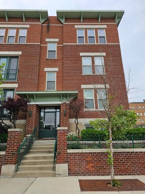 Photo of 120 E Mound Street 2 #2, Columbus, OH 43215 (MLS # 225045915)