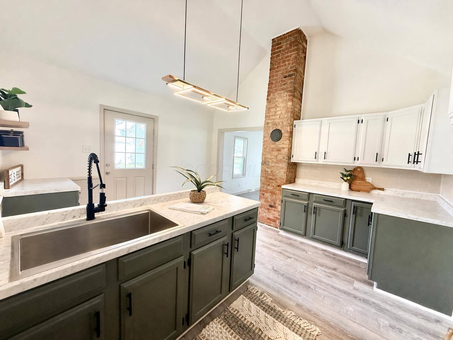 207 S Harrison Street