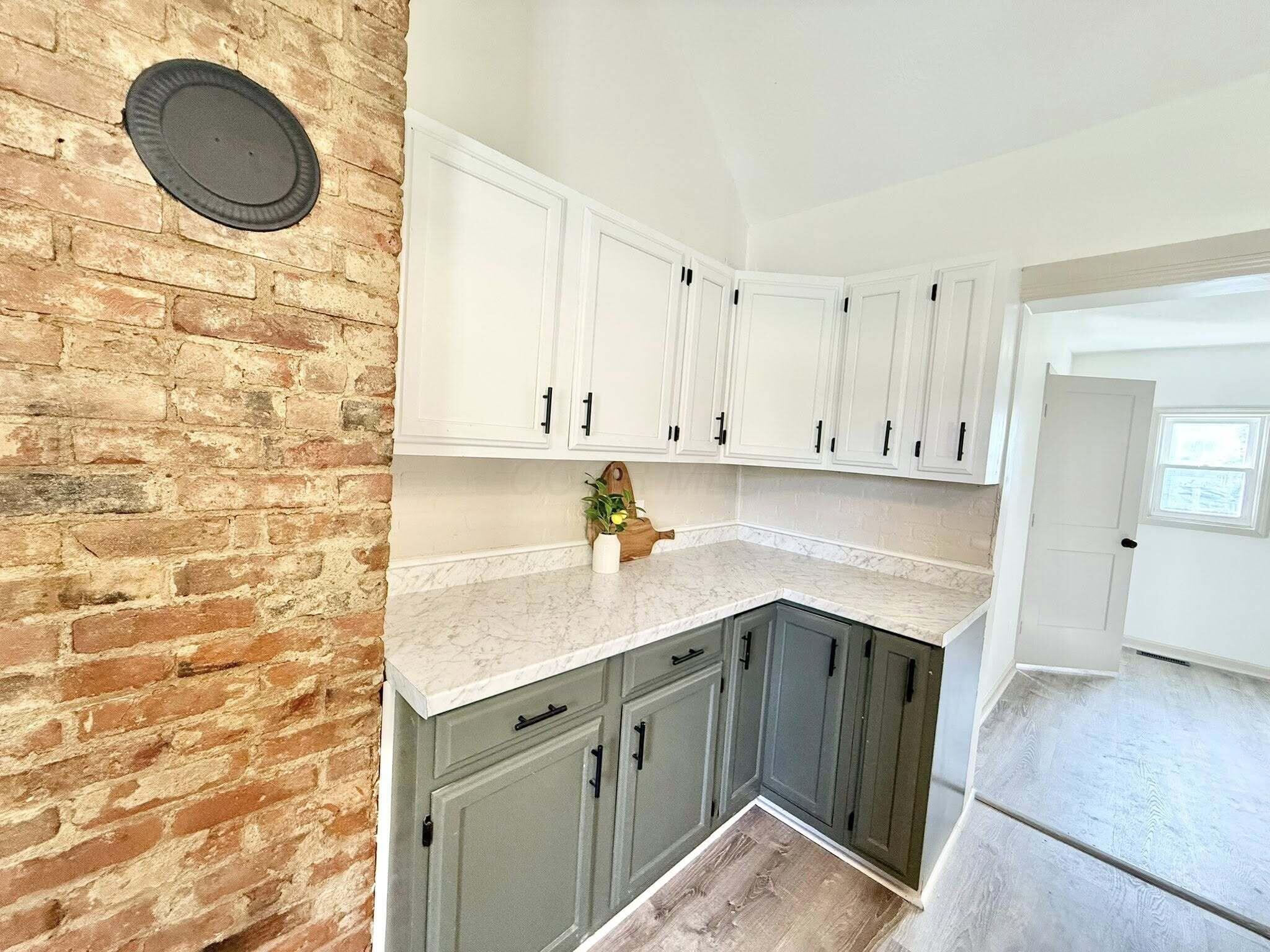 207 S Harrison Street