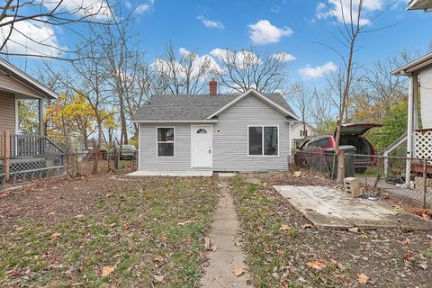 Photo of 1449 Jefferson Avenue, Columbus, OH 43211 (MLS # 226004237)