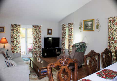 Tiny photo for 1058 Chatham Lane W, Delaware, OH 43015 (MLS # 226030764)