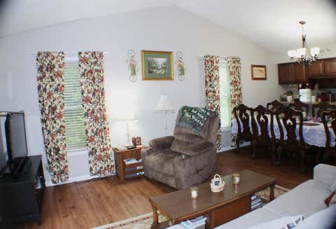 Tiny photo for 1058 Chatham Lane W, Delaware, OH 43015 (MLS # 226030764)