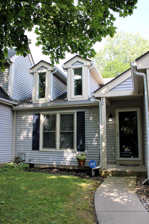 Photo of 1058 Chatham Lane W, Delaware, OH 43015 (MLS # 226030764)