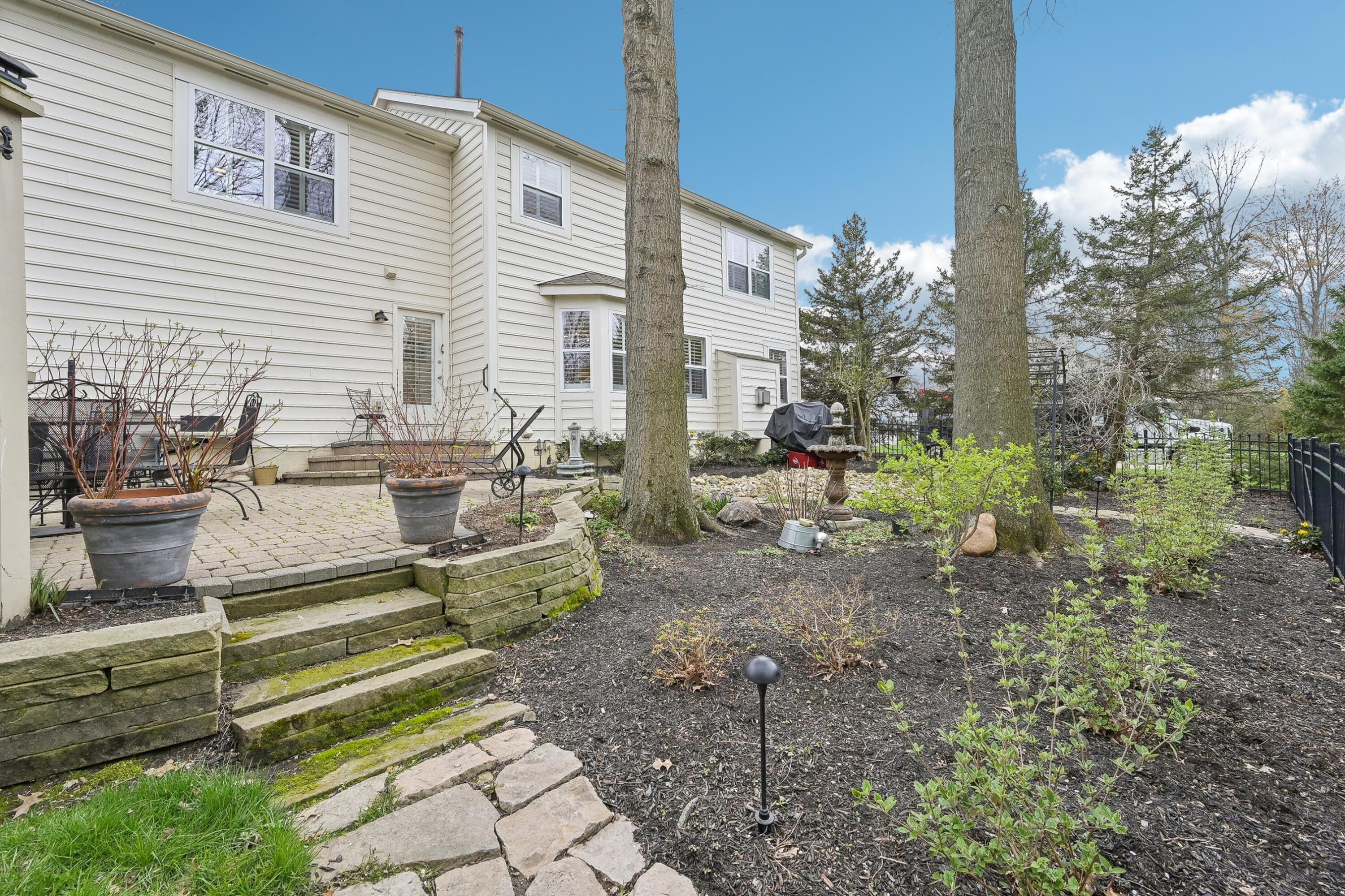 6690 Hermitage Drive, Westerville, Ohio image 24