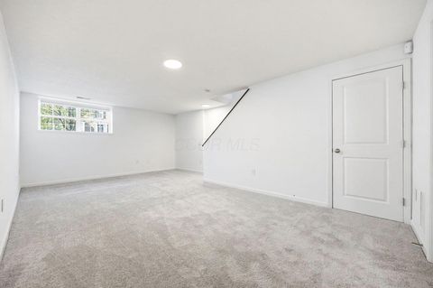 Tiny photo for 6257 Needletail Road # 32, Columbus, OH 43230 (MLS # 226013092)