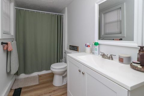 Tiny photo for 185 N Broadway Street, Shelby, OH 44875 (MLS # 225045510)