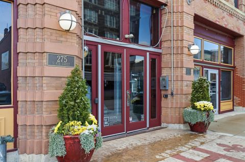 Tiny photo for 150 E Main Street 409 #409, Columbus, OH 43215 (MLS # 225044451)