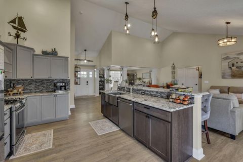 Tiny photo for 14975 Park Place Avenue, Thornville, OH 43076 (MLS # 225041800)