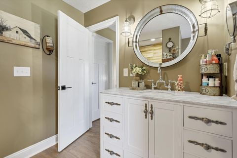 Tiny photo for 14975 Park Place Avenue, Thornville, OH 43076 (MLS # 225041800)