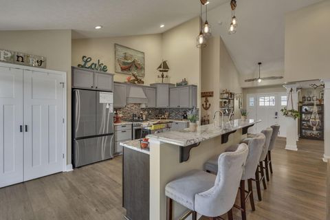 Tiny photo for 14975 Park Place Avenue, Thornville, OH 43076 (MLS # 225041800)