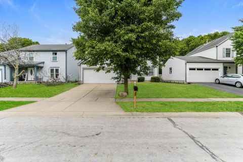 Photo of 5900 Winshire Drive, Canal Winchester, OH 43110 (MLS # 226017594)