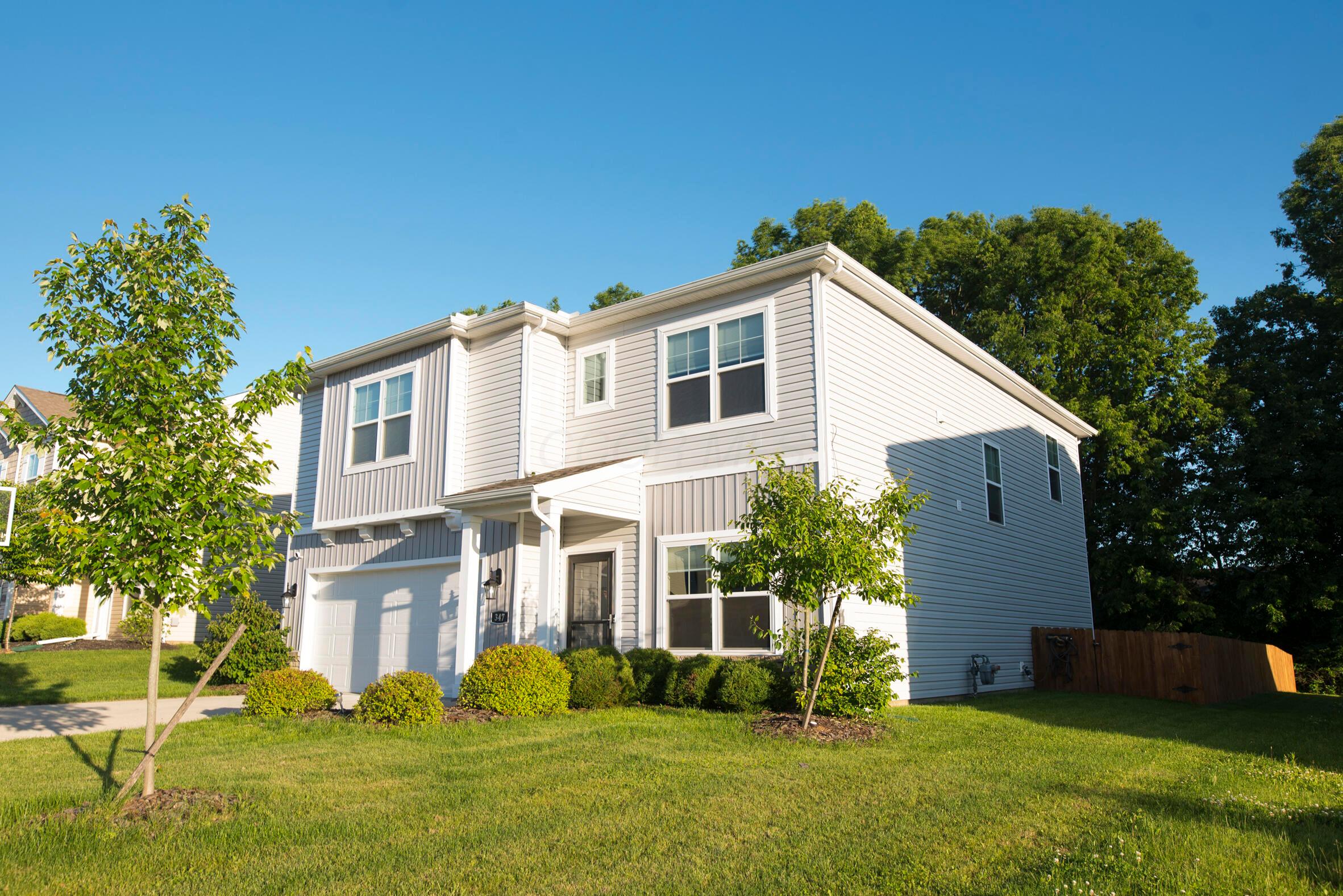 347 Kells Court W