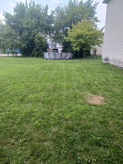 Photo of 574 Reynolds Avenue 6 #6, Columbus, OH 43201 (MLS # 226005716)