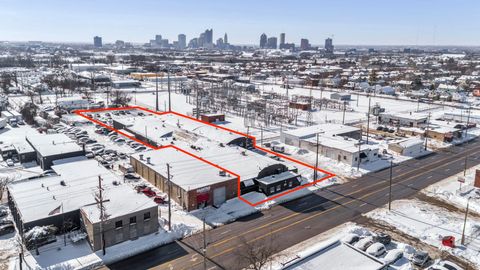 Photo of 1025 E 5th Avenue, Columbus, OH 43201 (MLS # 226003633)