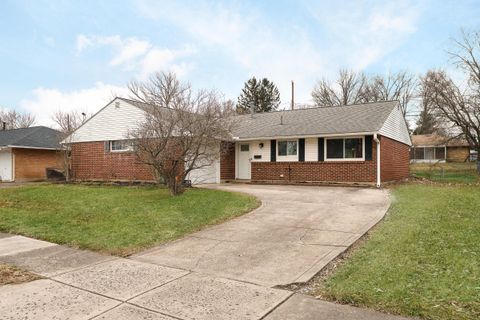 Photo of 6328 Roselawn Avenue, Reynoldsburg, OH 43068 (MLS # 225046443)