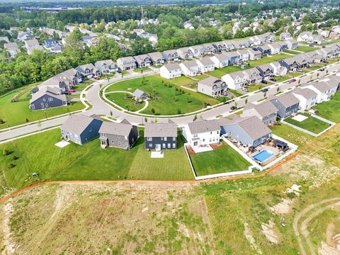 Tiny photo for 8145 Rhoderick Circle, Reynoldsburg, OH 43068 (MLS # 226015026)