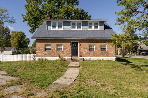 Photo of 1873 Rosemont Avenue, Columbus, OH 43223 (MLS # 225038374)