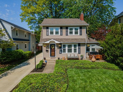 Photo of 673 Vernon Road, Columbus, OH 43209 (MLS # 226016291)