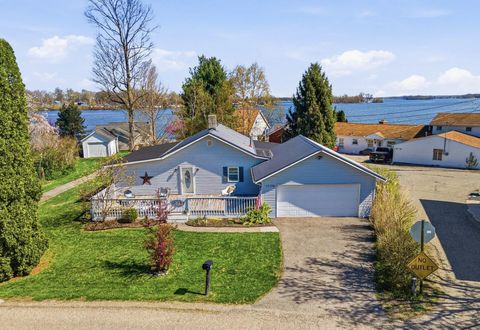 Photo of 12176 Bright Street NE, Millersport, OH 43046 (MLS # 226011157)