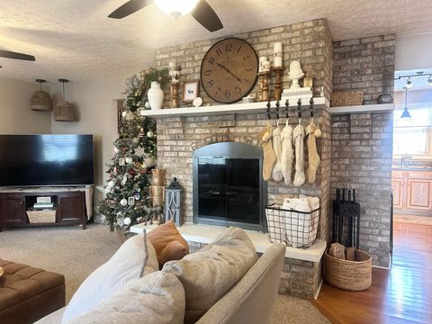 Tiny photo for 5584 Beaver Road NE, Thornville, OH 43076 (MLS # 225044810)