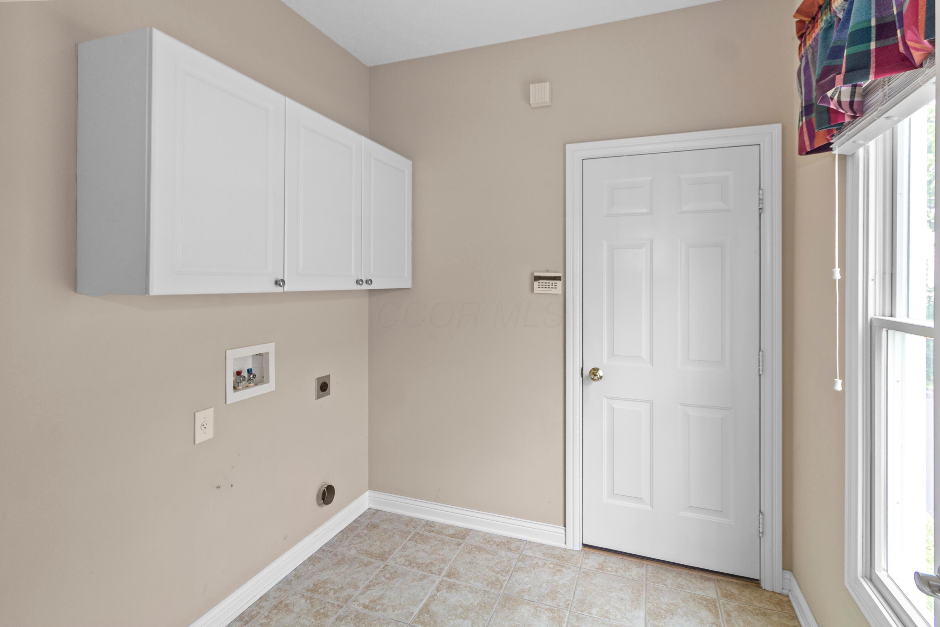 6930 Camden Drive, New Albany, Ohio image 21
