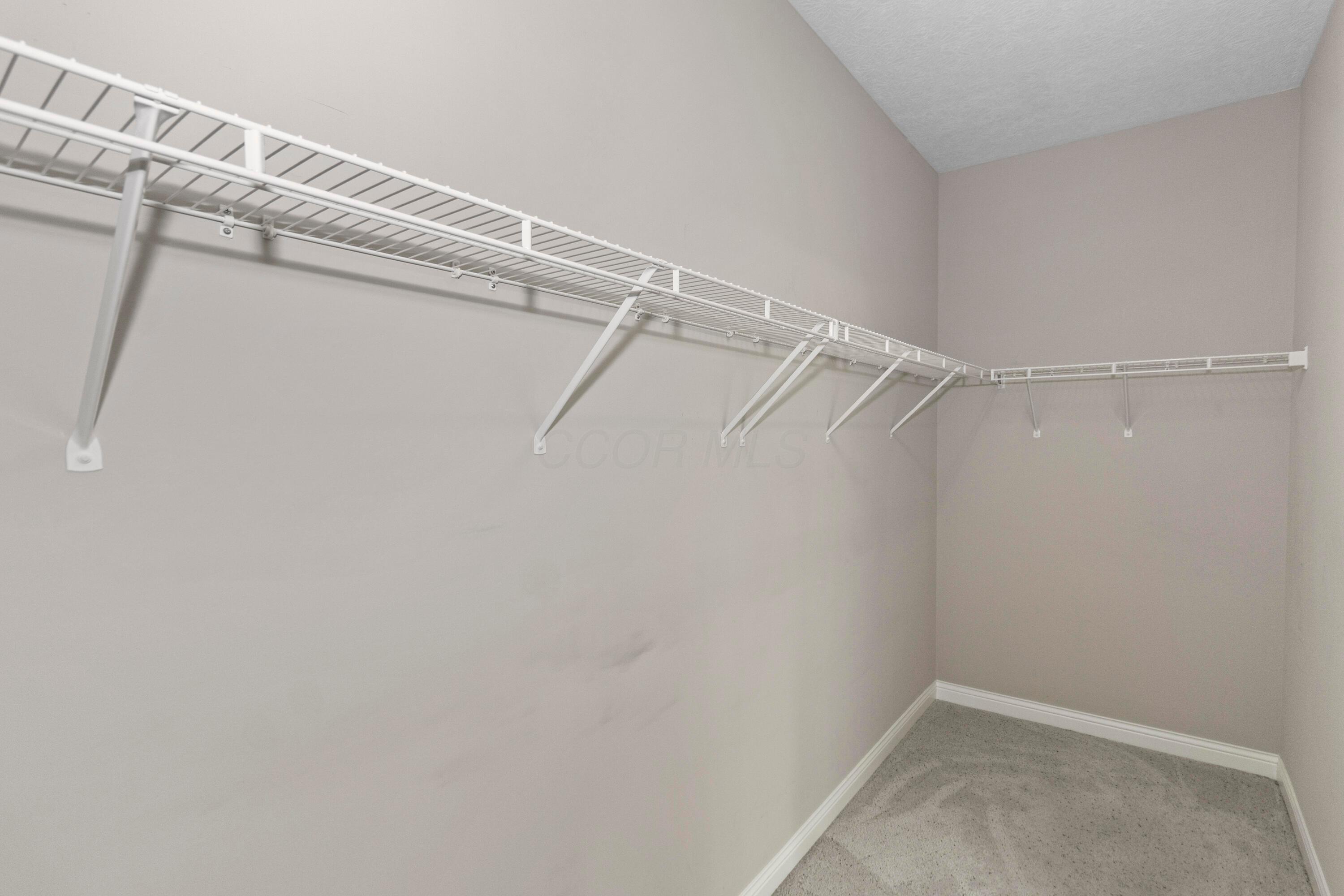 6930 Camden Drive, New Albany, Ohio image 15