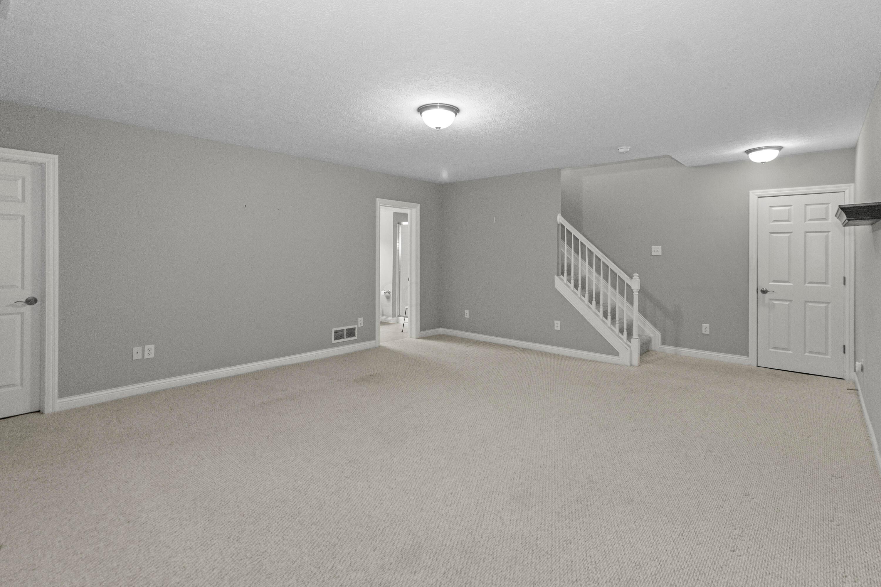 6930 Camden Drive, New Albany, Ohio image 23