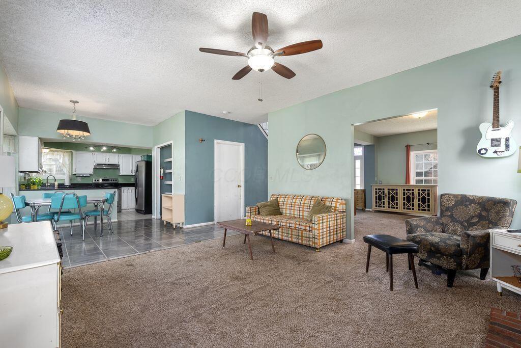 3322 Grovepark Drive, Grove City, Ohio image 18