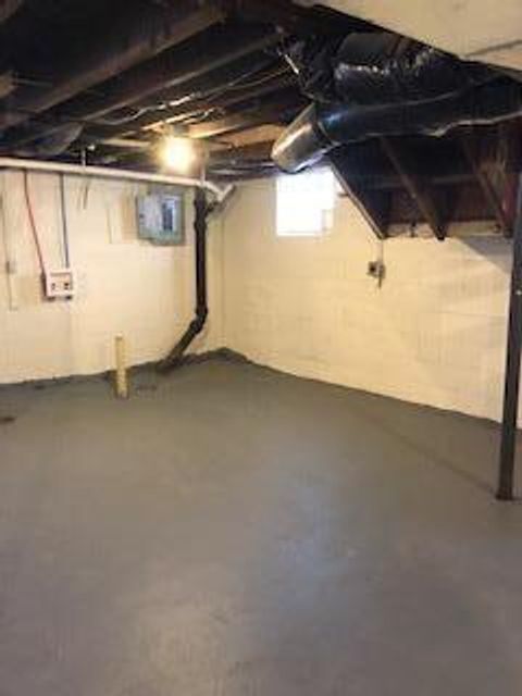 Tiny photo for 1366 Lockbourne Road, Columbus, OH 43206 (MLS # 225037494)