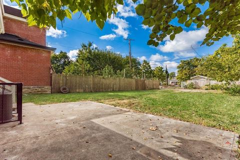 Tiny photo for 95 Midland Avenue, Columbus, OH 43223 (MLS # 225039383)