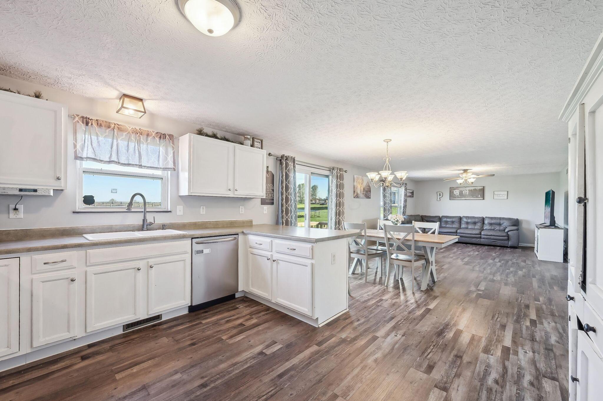 6670 Woolard Road, Pleasantville, Ohio image 26