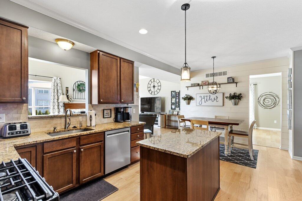 5512 Pensworthy Drive, Dublin, Ohio image 12