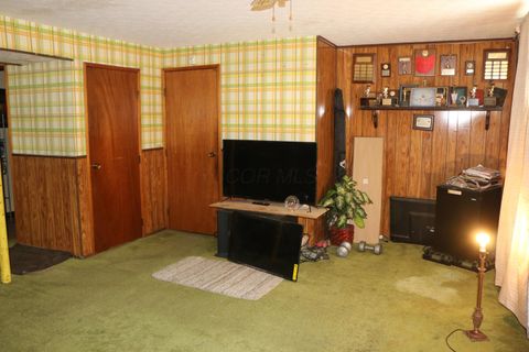 Tiny photo for 2251 Meridian Court, Columbus, OH 43232 (MLS # 226003239)
