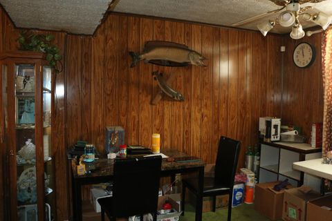 Tiny photo for 2251 Meridian Court, Columbus, OH 43232 (MLS # 226003239)