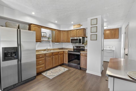 Tiny photo for 14851 Empire Road, Thornville, OH 43076 (MLS # 226021730)