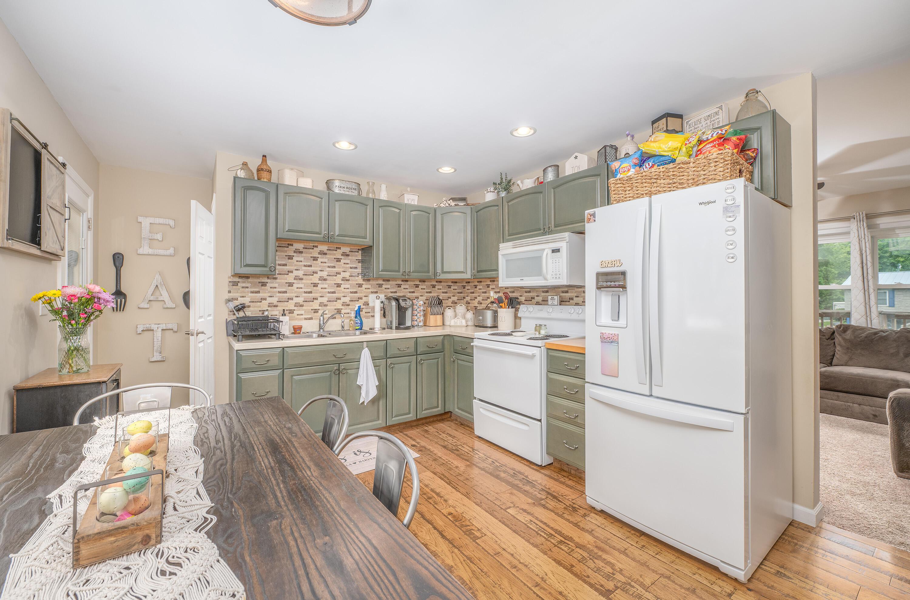 12 Marma Drive, Mount Vernon, Ohio image 11