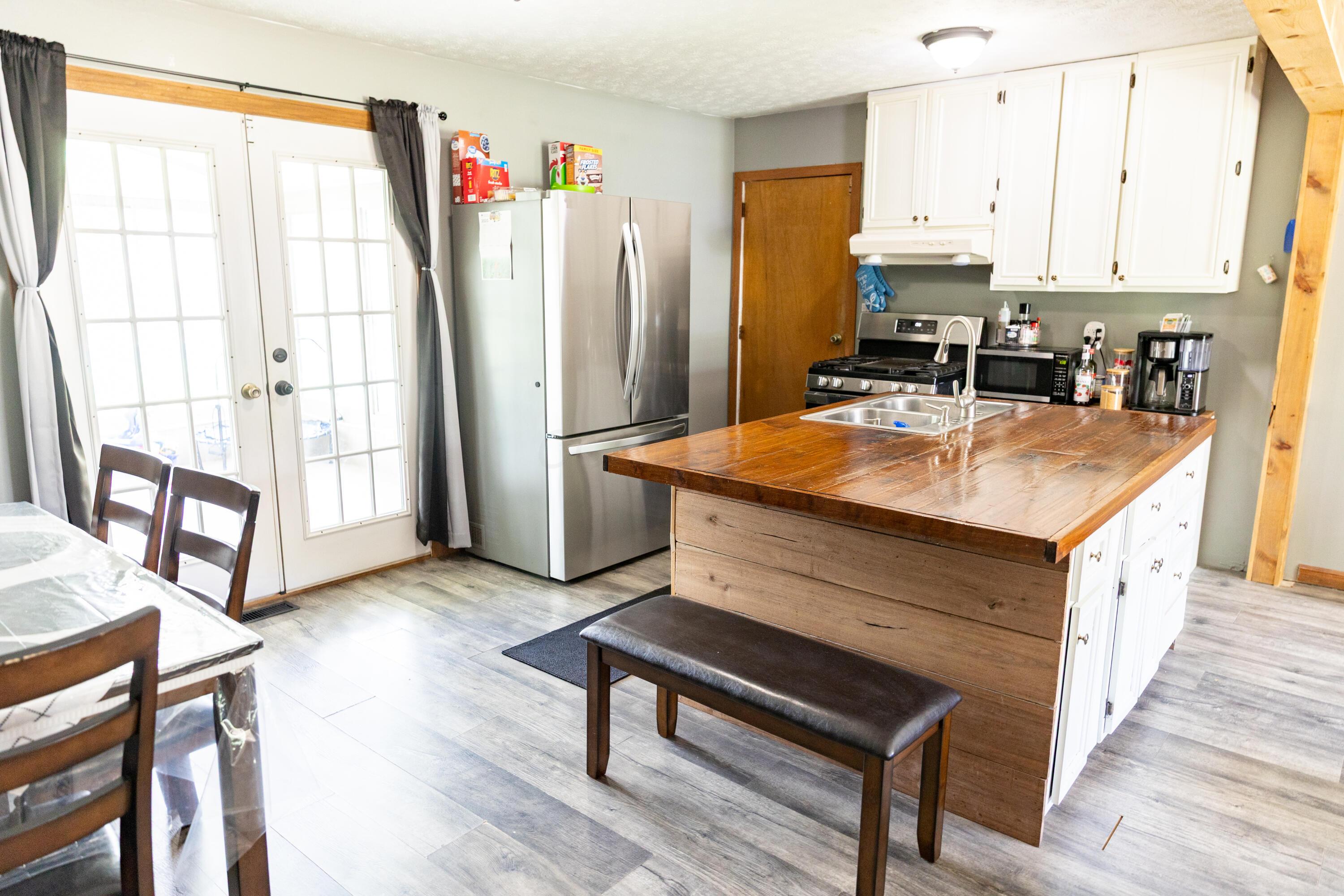 1845 Shasta Drive, Lancaster, Ohio image 10