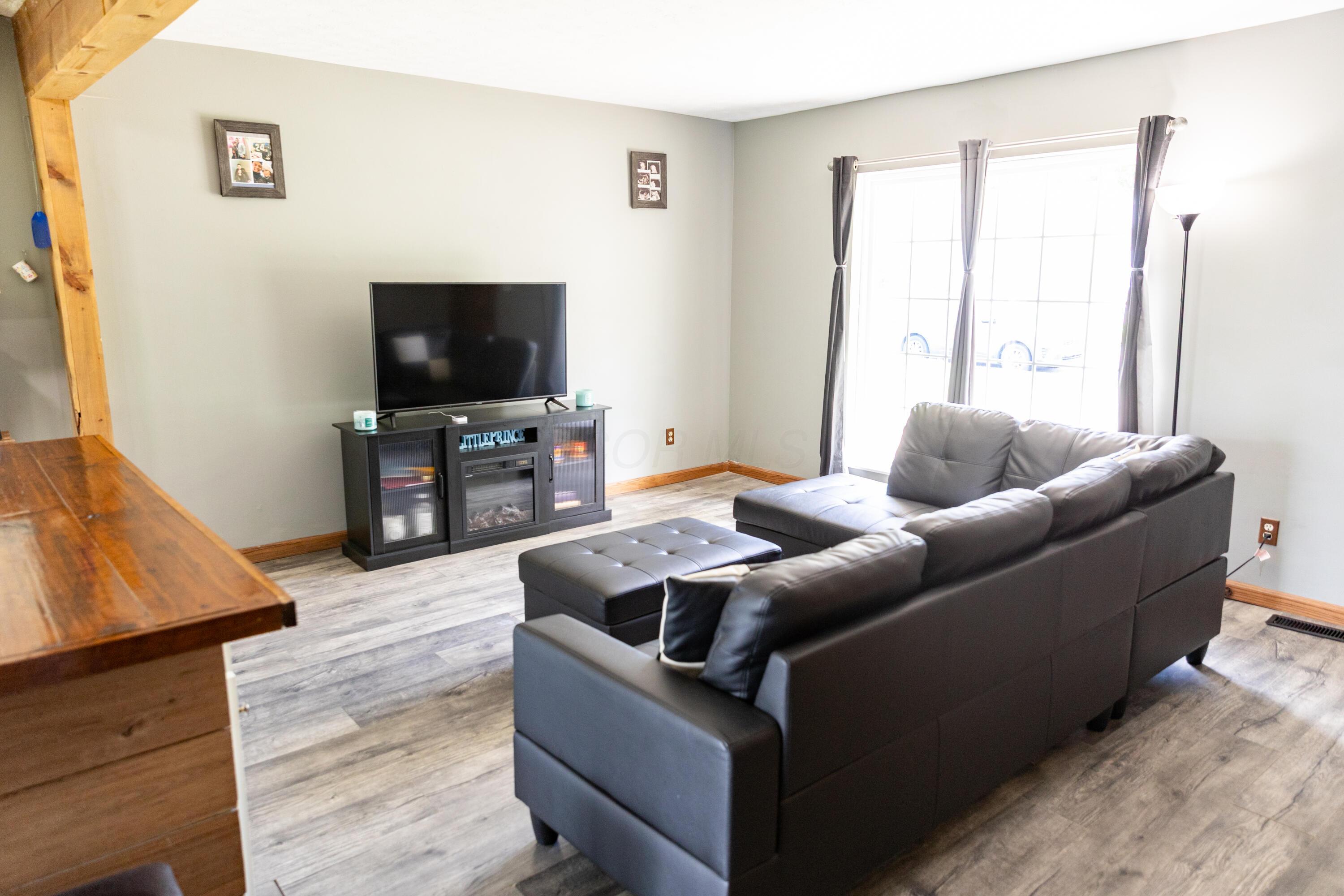 1845 Shasta Drive, Lancaster, Ohio image 6