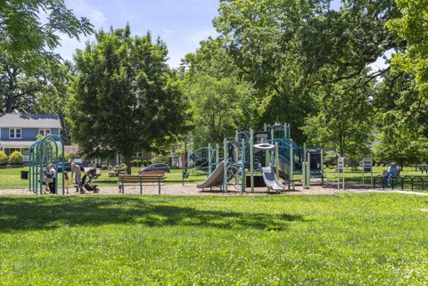 Tiny photo for 380 E Kelso Road, Columbus, OH 43202 (MLS # 226024907)