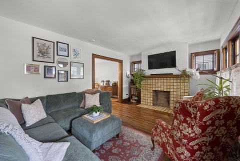 Tiny photo for 380 E Kelso Road, Columbus, OH 43202 (MLS # 226024907)